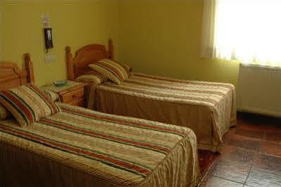Hostal Puente Azud Aviles Exterior photo